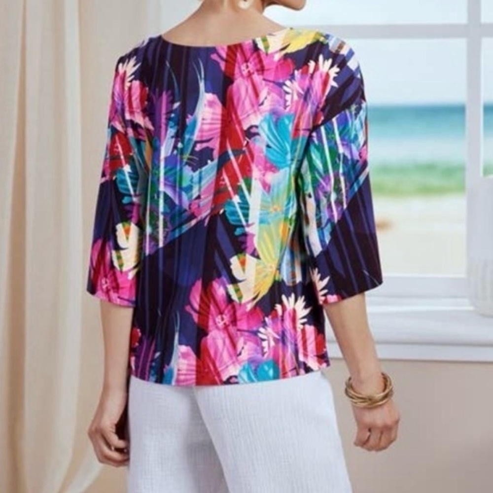 Soft Surroundings Mignon Top Size M Off-Shoulder Neck 3/4 Sleeve Violet Floral - Picture 6 of 15